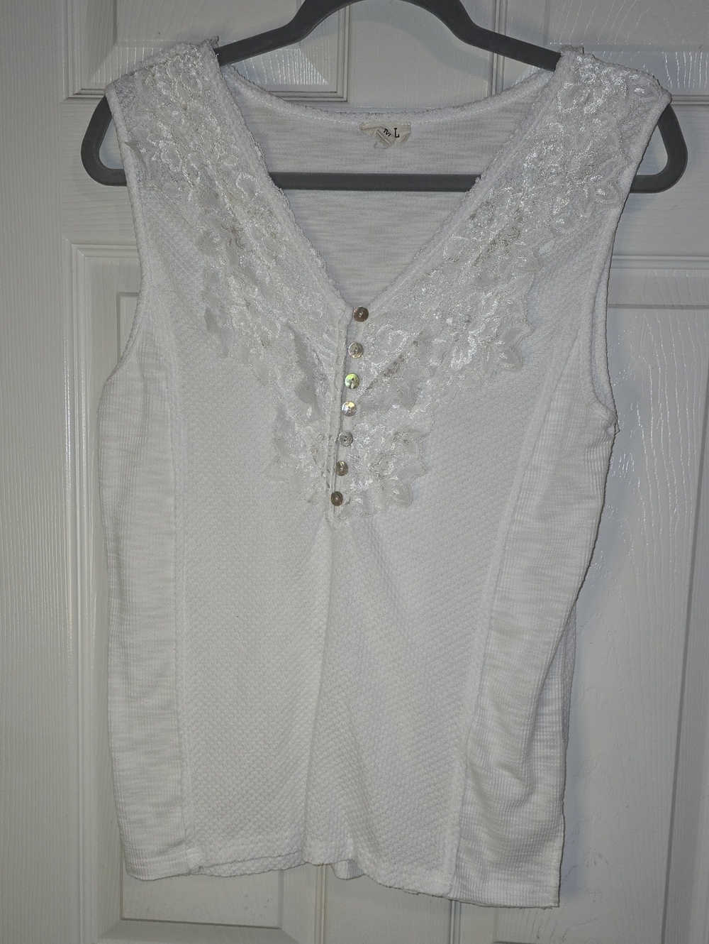 POL White Lace-Trim V-Neck Camisole